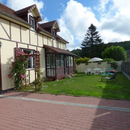 Gite Le Petit Chalet Avec Parking Gratuit Etretat Luaran gambar