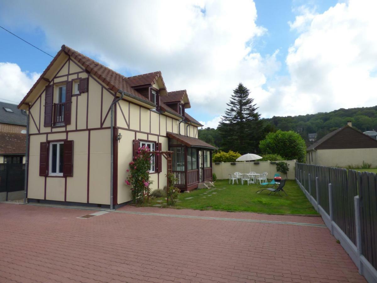 Gite Le Petit Chalet Avec Parking Gratuit Etretat Luaran gambar